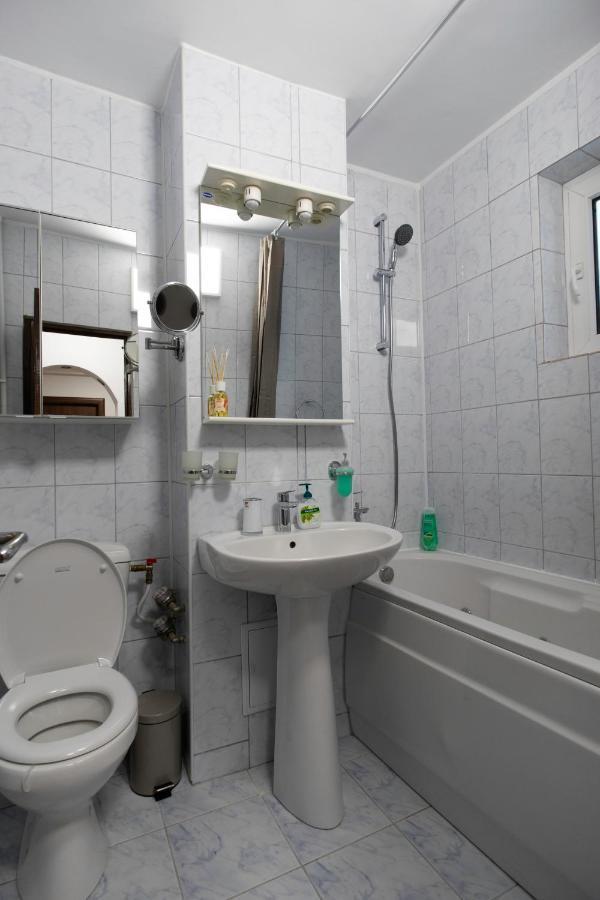 White Glamour Buzau Exterior foto