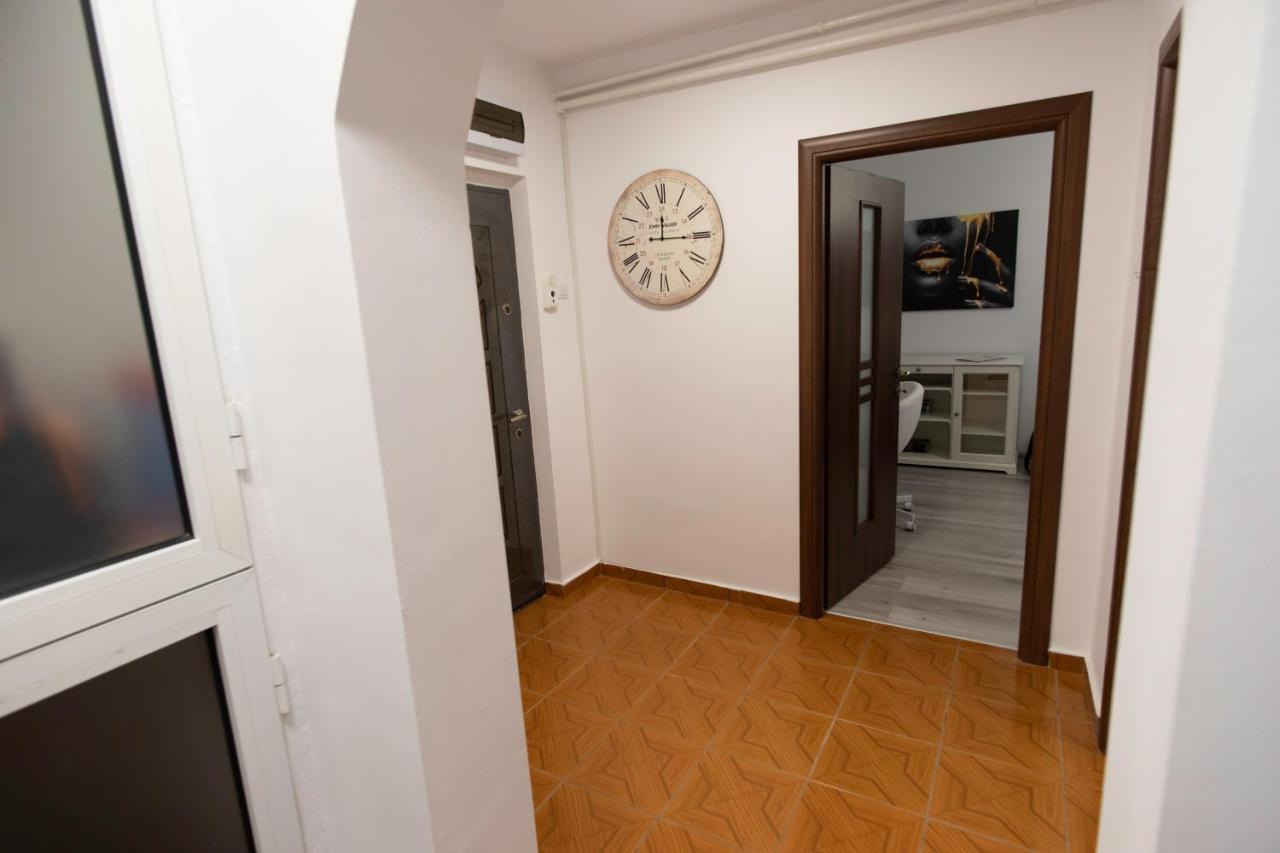 White Glamour Buzau Exterior foto