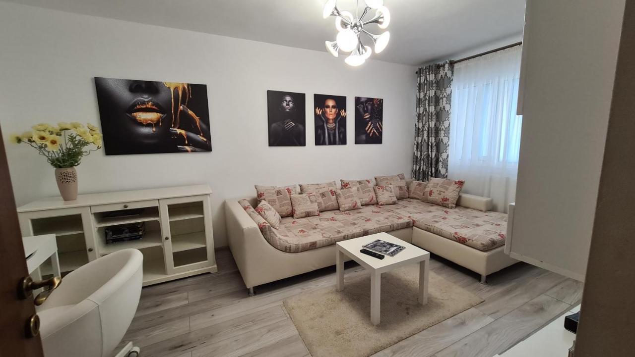 White Glamour Buzau Exterior foto